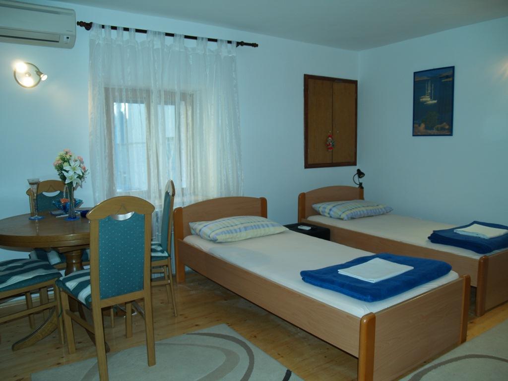 Apartment Nana 1 Шибеник Екстер'єр фото